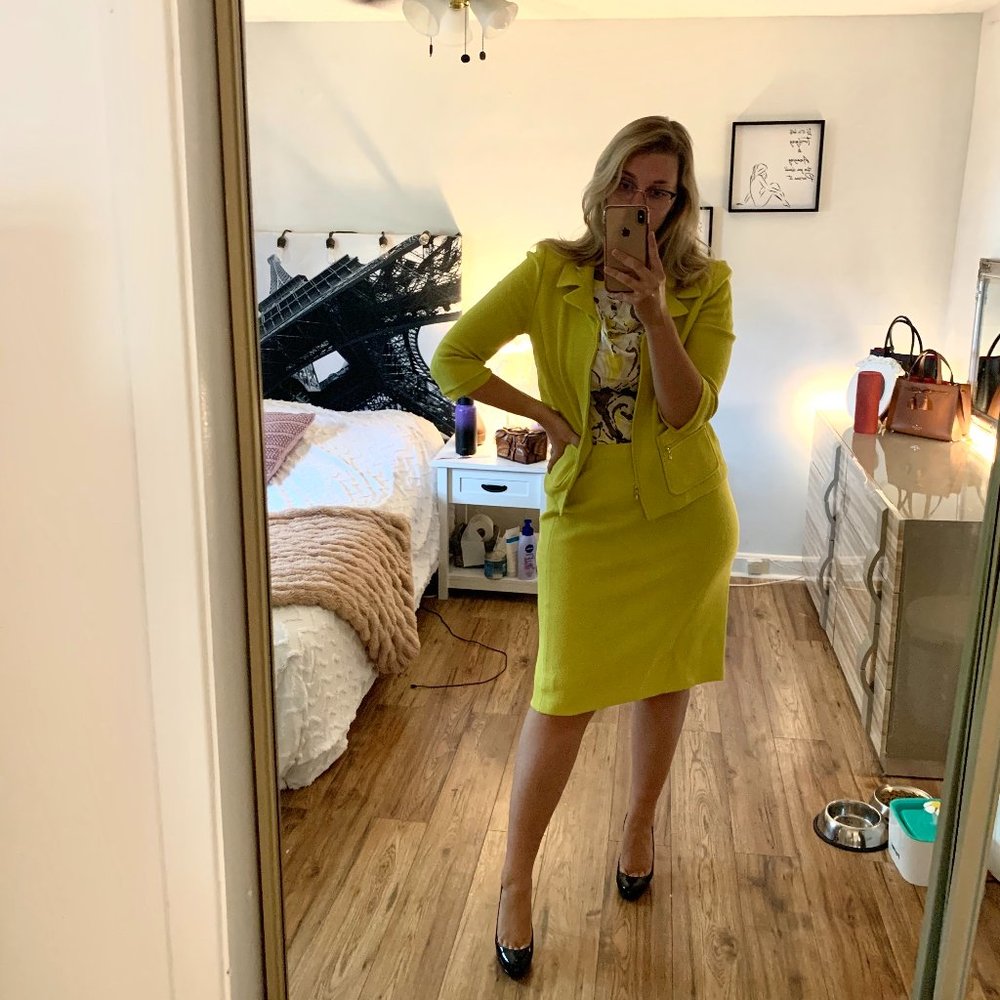 Beautiful Vintage St. John's Suit Set